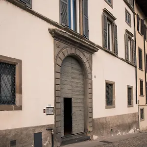 casa-legami-mansarda-con-vista-in-citta-alta.it-lombardy.com/