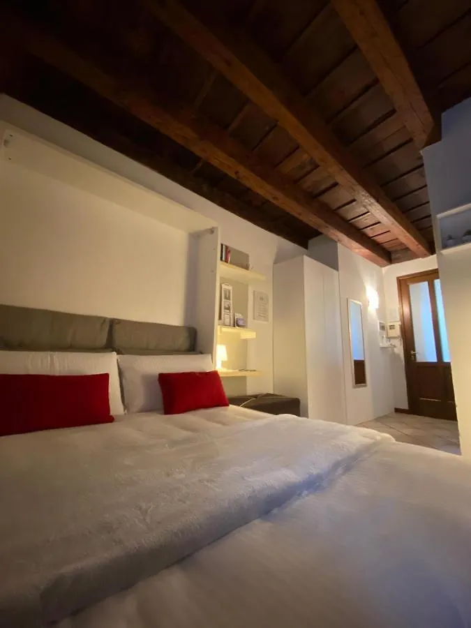 招待所 Domus Solarii Holiday Home 贝尔加莫 意大利